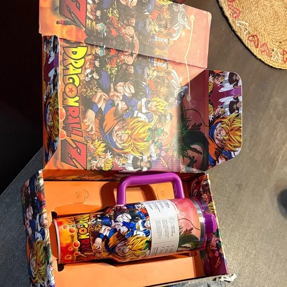 Stanley Dragon Ball Z Purple and Multicolor Quencher H2.0 Tumbler - Picture 5 of 10